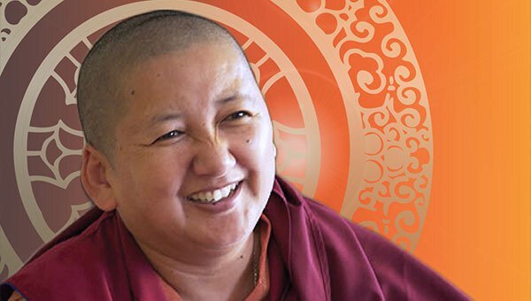 Khandro_Rinpoche